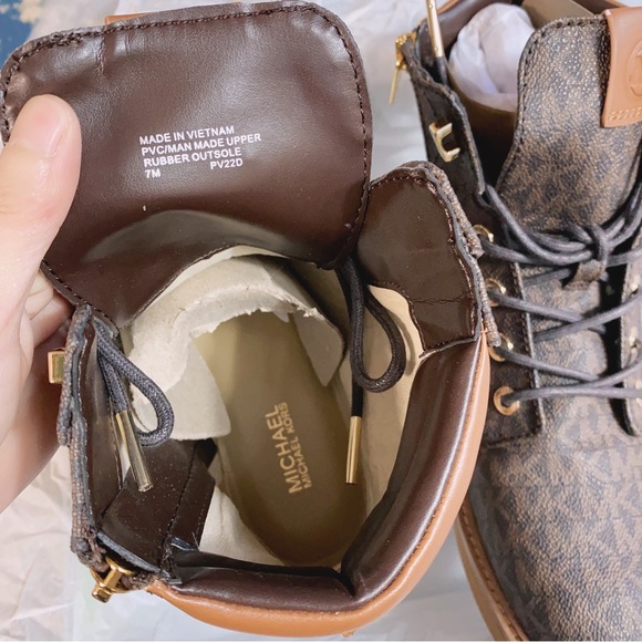 Michael Kors women booties - Picture 5 of 7